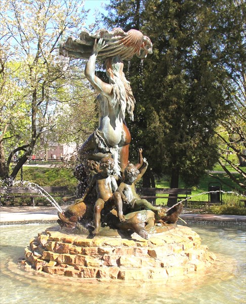 190-Фонтан Нимфа